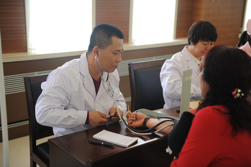 信息编辑 三八节2.jpg